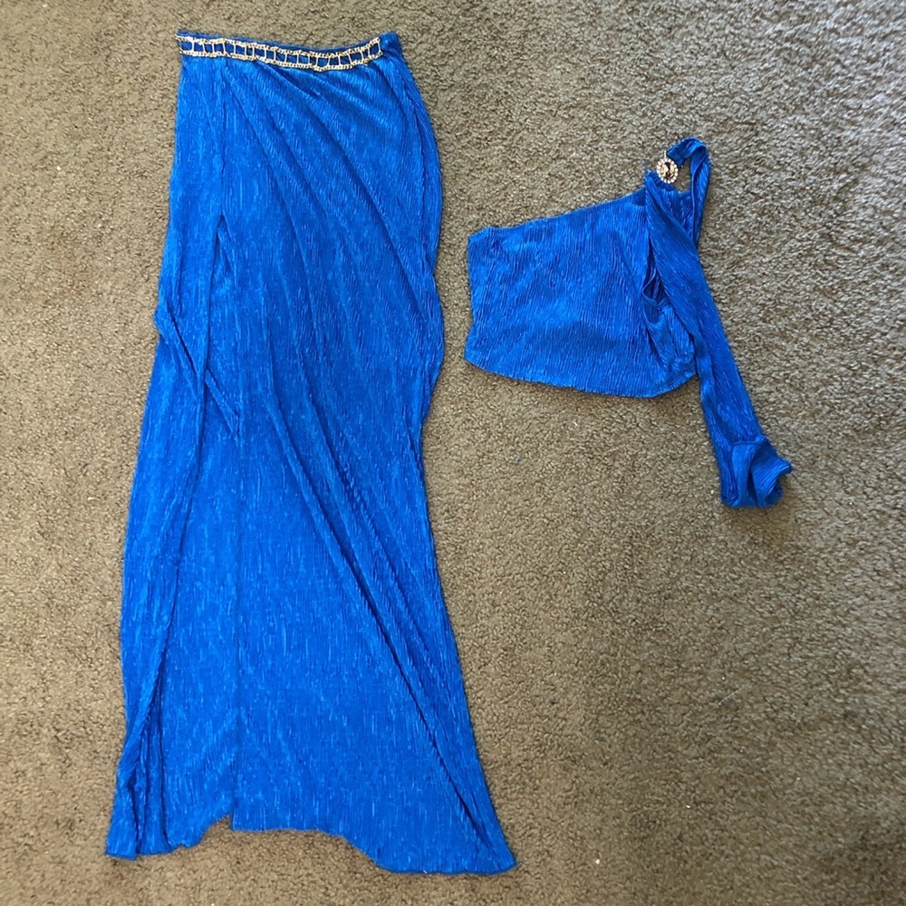 Beautiful blue maxi skirt set